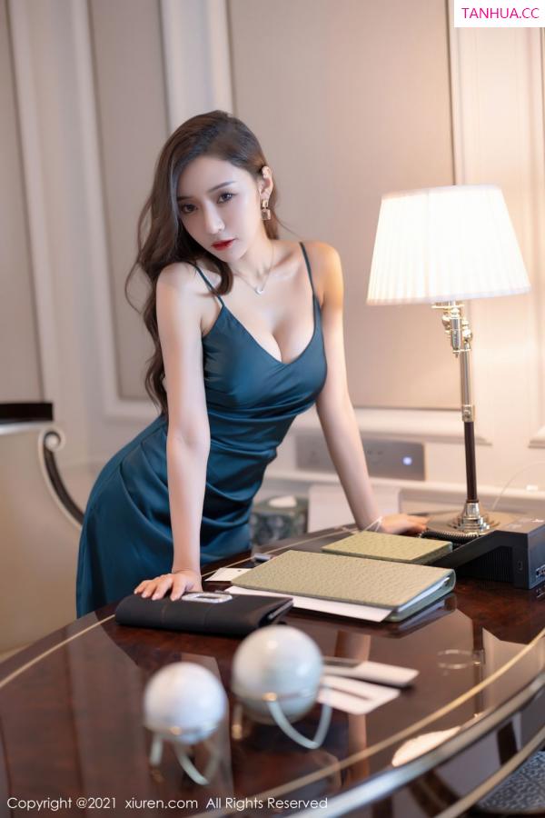 王馨瑶  [XiuRen]高清写真图 2021.09.23 No.3986 王馨瑶yanni第17张图片